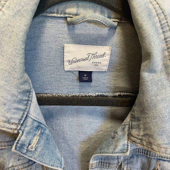 Jean jacket - Picture 2 of 3